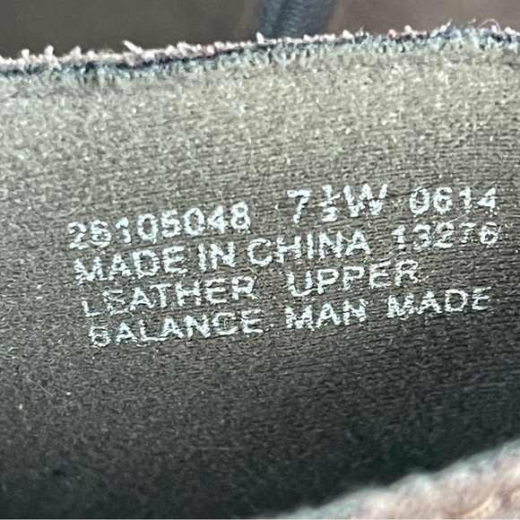 Clarks Crystal Quartz Brown Suede Leather Wedge Chelsea Boots Booties Size 7.5W - Picture 15 of 15